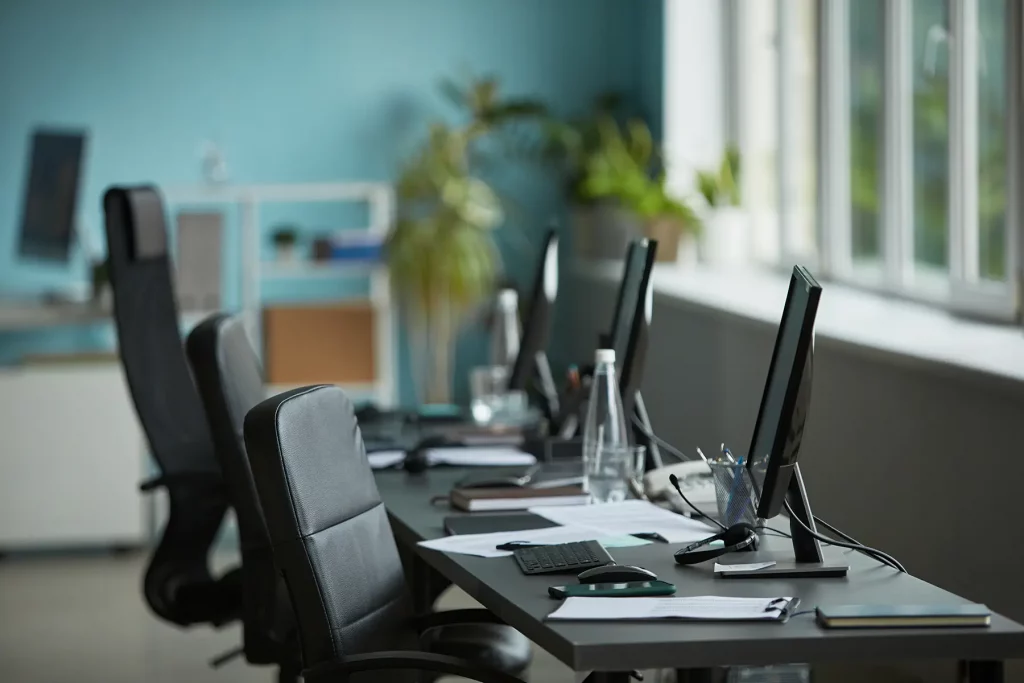 Oficina moderna con varios puestos en Gipuzkoa